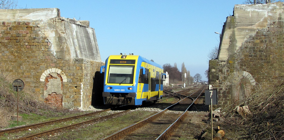 Polityka, polemika,felietion o kolei w Nysie i Opolu