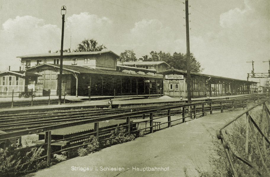 Stacja Strzegom na starej pocztówce